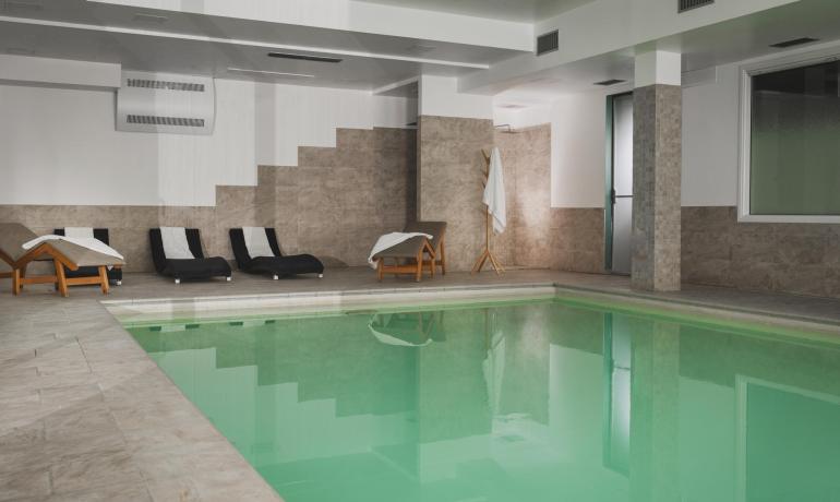 theregentsanmarino it offerta-speciale-in-hotel-a-san-marino-con-piscina 023